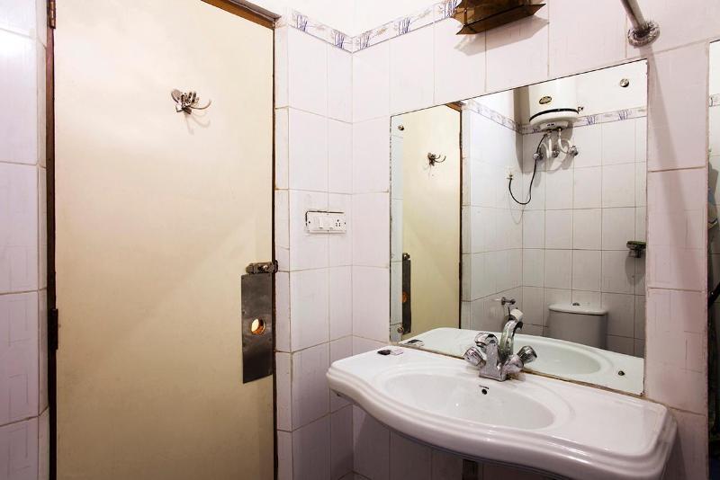 דרמסאלה Oyo 28425 Dal Lake Resort מראה חיצוני תמונה