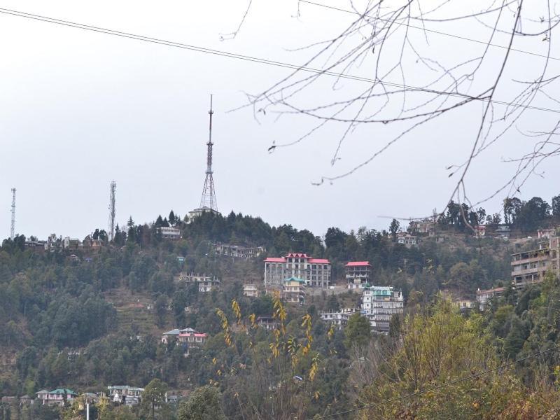 דרמסאלה Oyo 28425 Dal Lake Resort מראה חיצוני תמונה